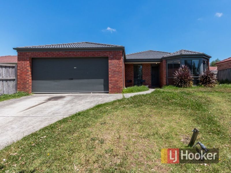 10 Silky Oak Drive, Cranbourne VIC 3977