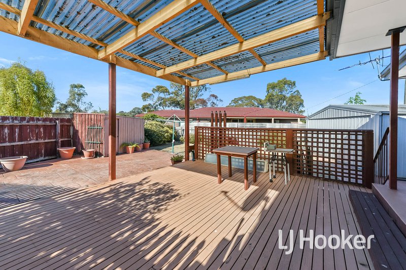 Photo - 10 Silvan Grove, Hampton Park VIC 3976 - Image 11