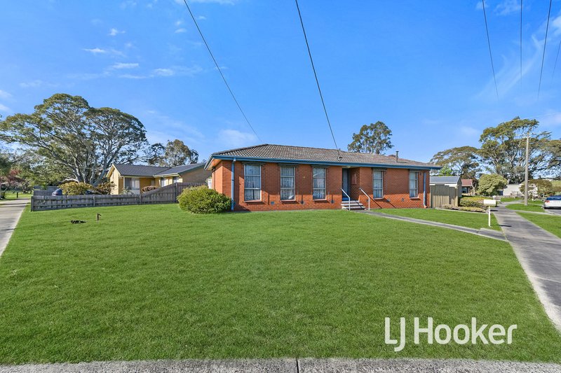 Photo - 10 Silvan Grove, Hampton Park VIC 3976 - Image 16