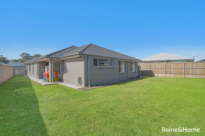 Photo - 10 Silvarum Street, Chisholm NSW 2322 - Image 13