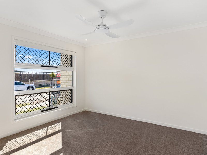 Photo - 10 Silvertail Street, Redbank Plains QLD 4301 - Image 2