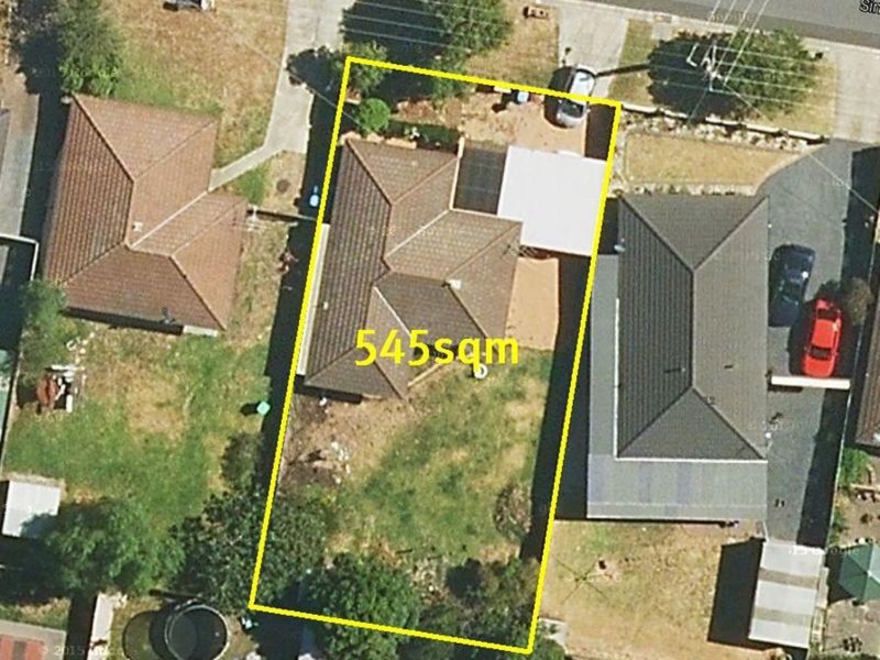 Photo - 10 Simon Court, Hampton Park VIC 3976 - Image 13