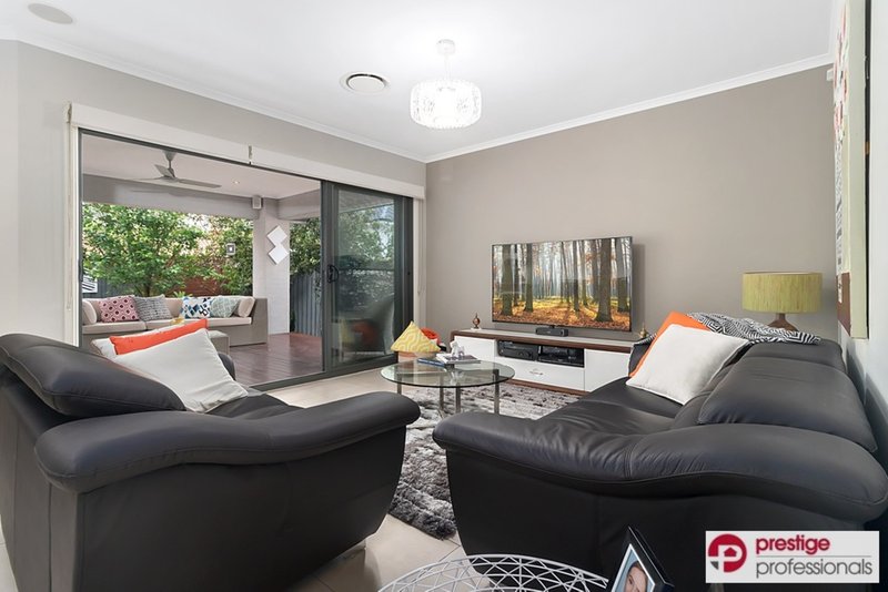 Photo - 10 Sims Street, Moorebank NSW 2170 - Image 6