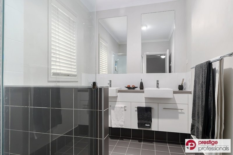 Photo - 10 Sims Street, Moorebank NSW 2170 - Image 10