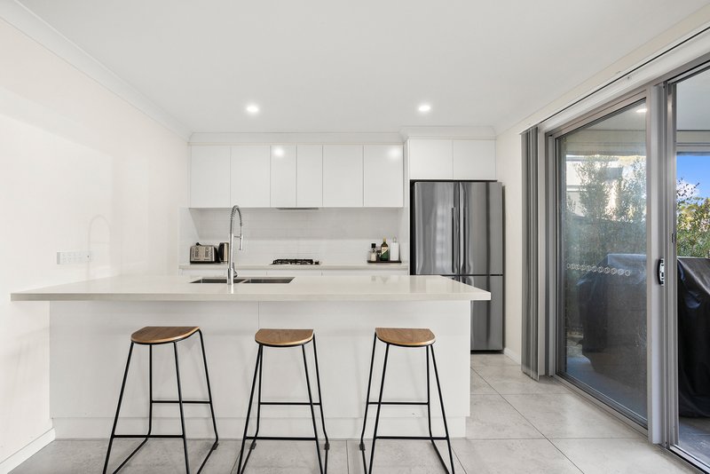 Photo - 10 Skiff Place, Shell Cove NSW 2529 - Image 2