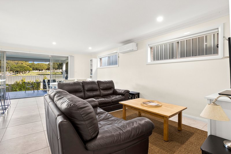 Photo - 10 Skiff Place, Shell Cove NSW 2529 - Image 3
