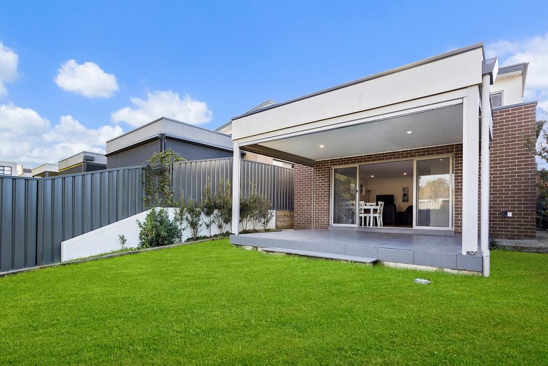Photo - 10 Skiff Place, Shell Cove NSW 2529 - Image 10