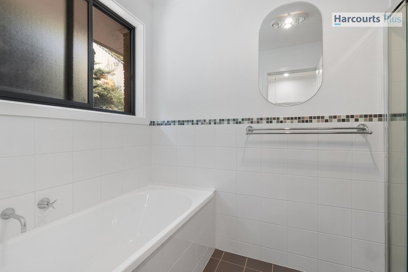 Photo - 10 Skipper Close, Hallett Cove SA 5158 - Image 16