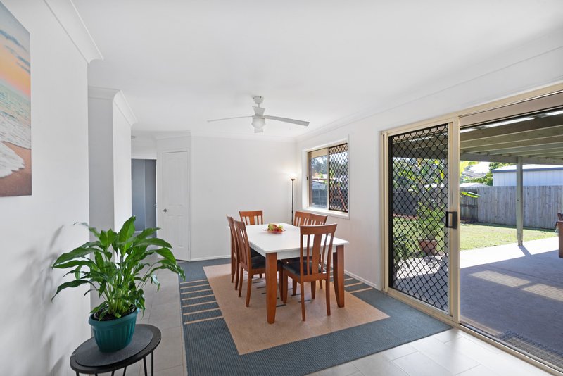 Photo - 10 Smout Court, Sandstone Point QLD 4511 - Image 7