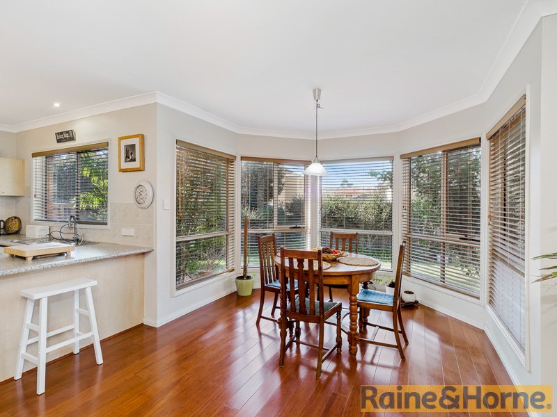 Photo - 10 Softwood Avenue, Beaumont Hills NSW 2155 - Image 6