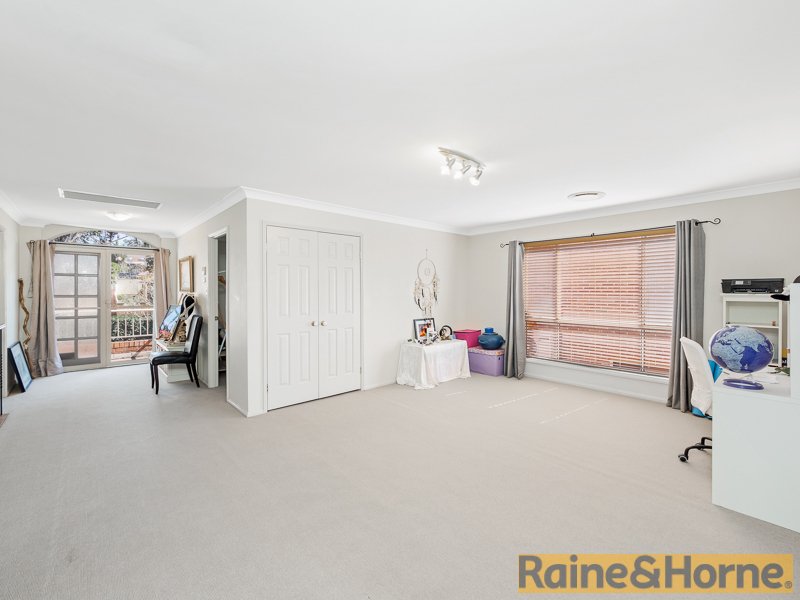 Photo - 10 Softwood Avenue, Beaumont Hills NSW 2155 - Image 7