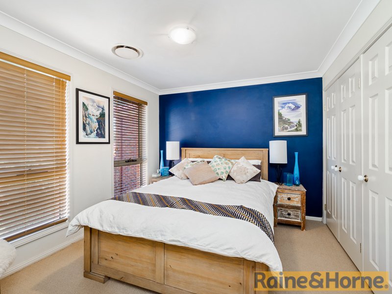 Photo - 10 Softwood Avenue, Beaumont Hills NSW 2155 - Image 8