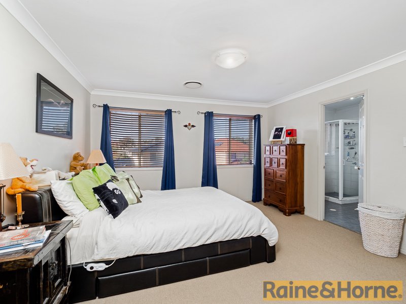 Photo - 10 Softwood Avenue, Beaumont Hills NSW 2155 - Image 9