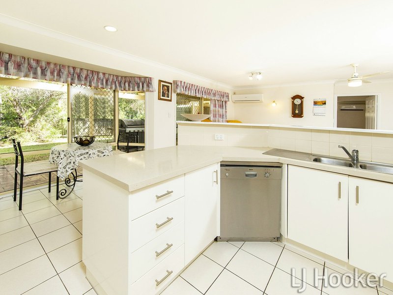 Photo - 10 Solomon Crescent, Tingalpa QLD 4173 - Image 8