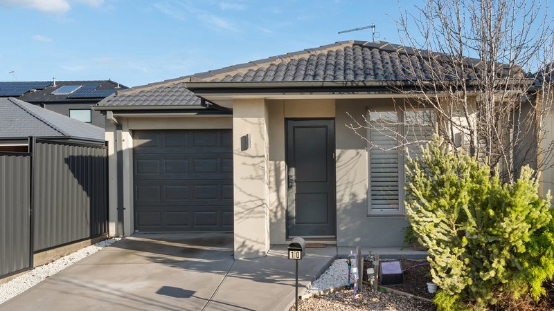 10 Sona Street, Craigieburn VIC 3064