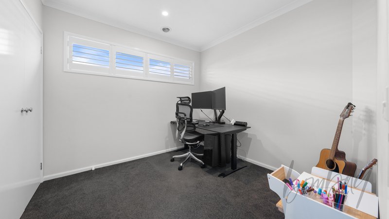 Photo - 10 Sona Street, Craigieburn VIC 3064 - Image 12