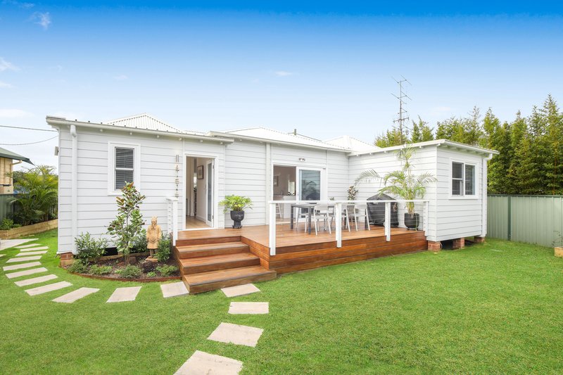 Photo - 10 Sorrento Road, Empire Bay NSW 2257 - Image 15