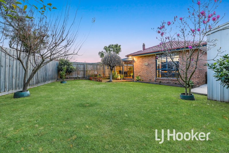 Photo - 10 South Anderson Court, Cranbourne VIC 3977 - Image 16