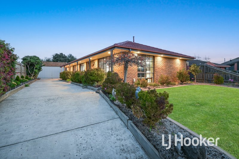 10 South Anderson Court, Cranbourne VIC 3977