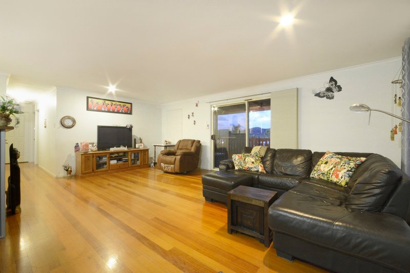 Photo - 10 South Molle Boulevard, Cannonvale QLD 4802 - Image 2