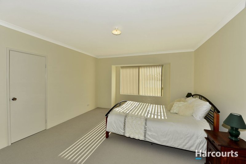 Photo - 10 Southmead Green, Erskine WA 6210 - Image 7