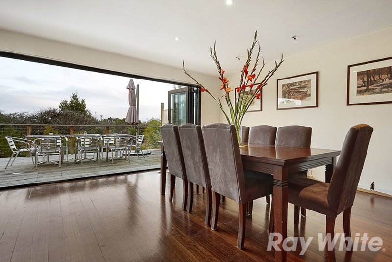 Photo - 10 Spence Street, Burwood VIC 3125 - Image 6