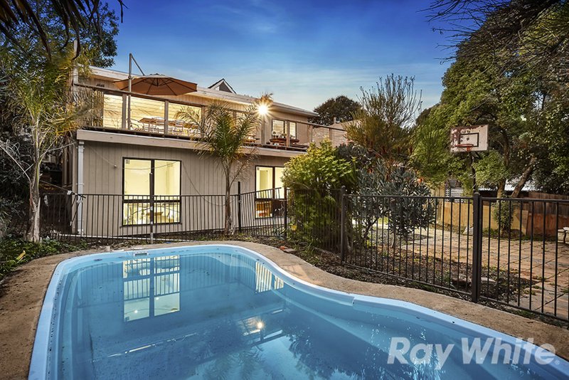 Photo - 10 Spence Street, Burwood VIC 3125 - Image 9