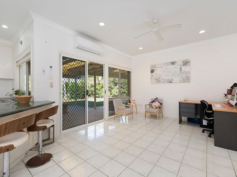 Photo - 10 Spindrift Court, Bokarina QLD 4575 - Image 2