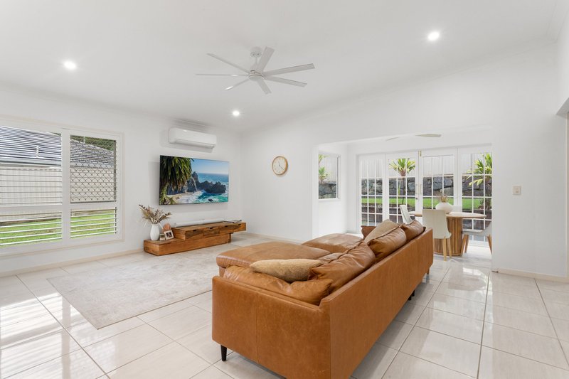 Photo - 10 Spoonbill Drive, Forest Glen QLD 4556 - Image 4