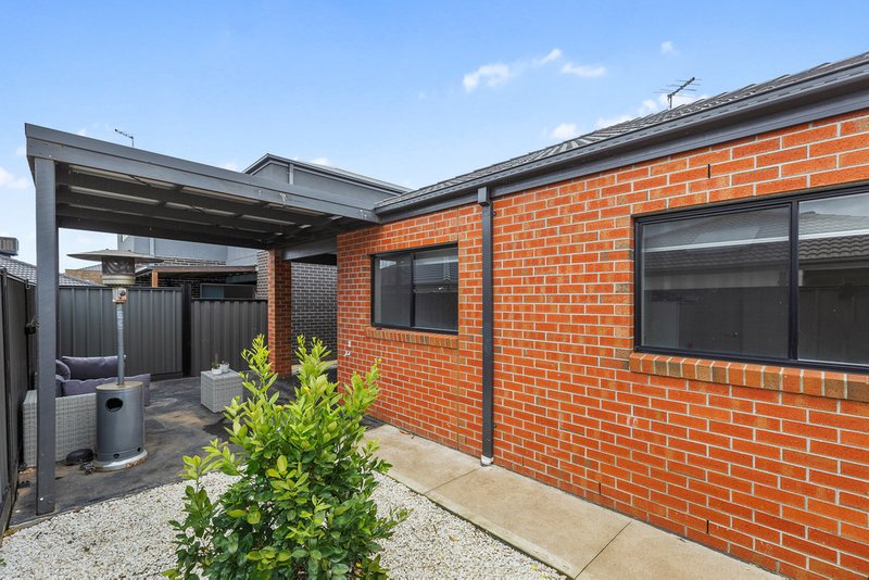 Photo - 10 Springbank Road, Wollert VIC 3750 - Image 12