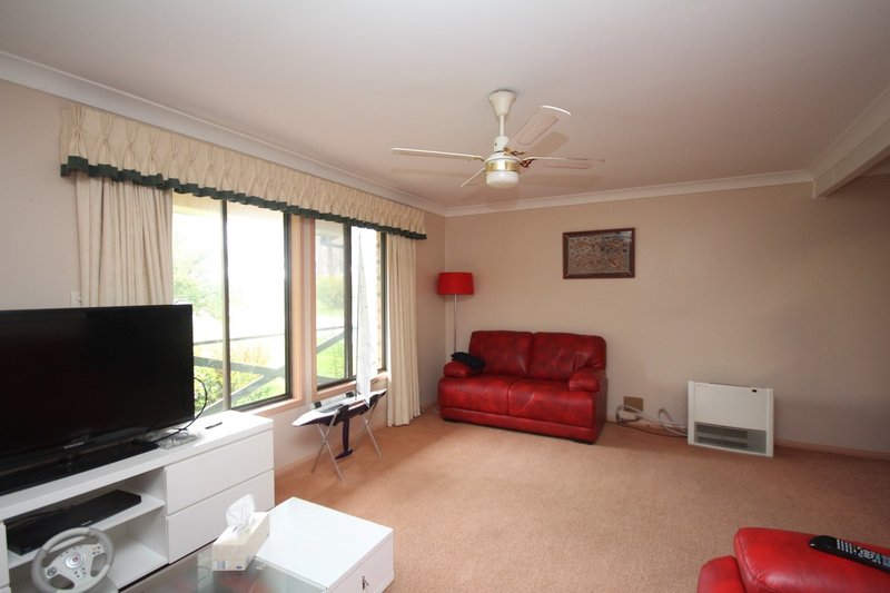 Photo - 10 Springfield , Oberon NSW 2787 - Image 3