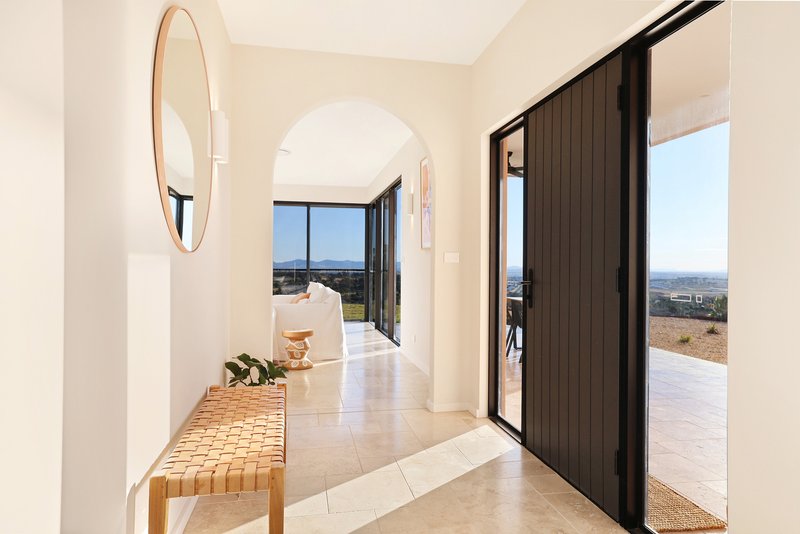 Photo - 10 Spur Wing Close, Tamworth NSW 2340 - Image 2