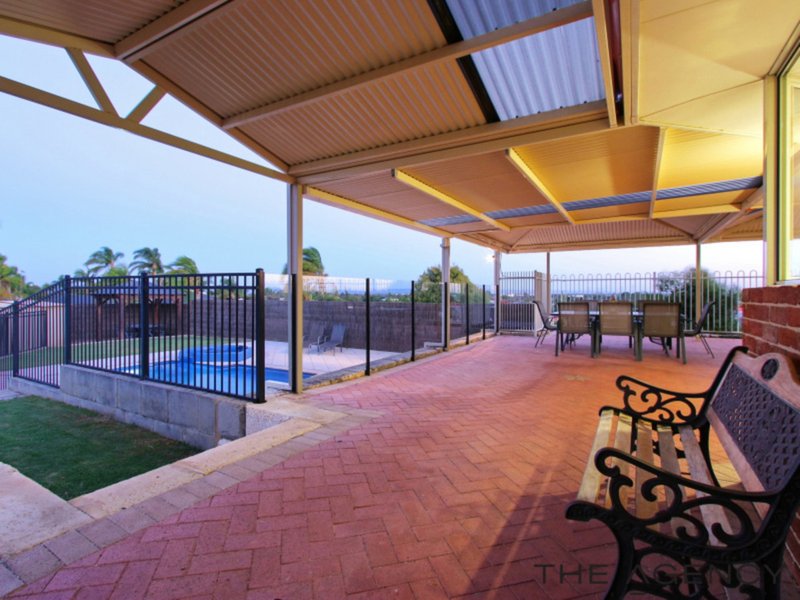 Photo - 10 Spyglass Hill, Ballajura WA 6066 - Image 2