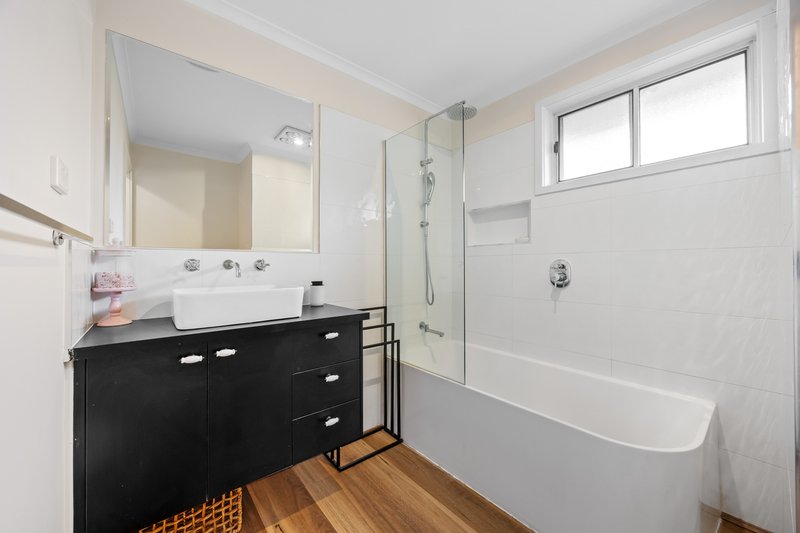 Photo - 10 St Georges Court, Sebastopol VIC 3356 - Image 20