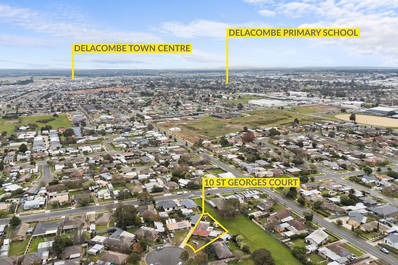 Photo - 10 St Georges Court, Sebastopol VIC 3356 - Image 34