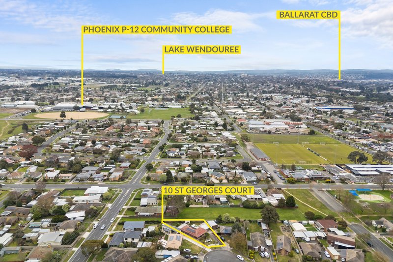 Photo - 10 St Georges Court, Sebastopol VIC 3356 - Image 35