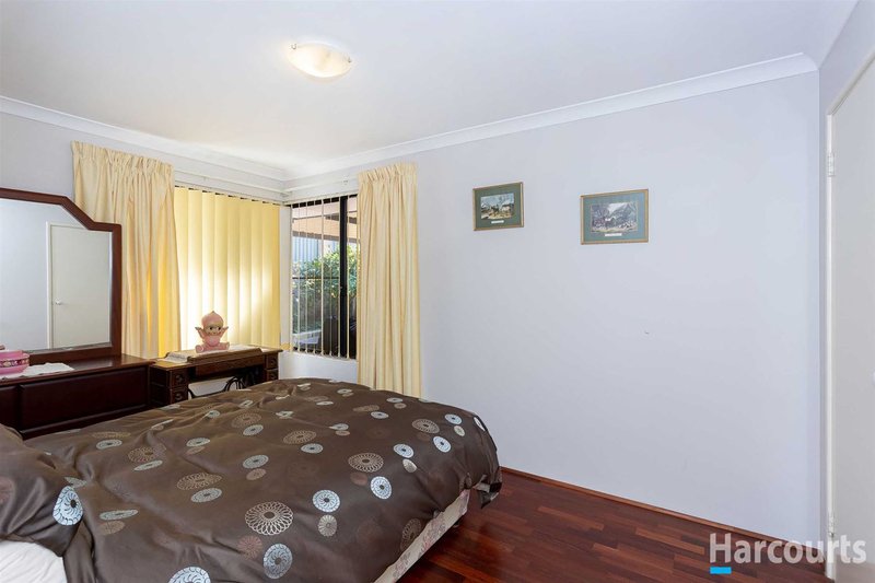 Photo - 10 St Helens Grove, Landsdale WA 6065 - Image 19