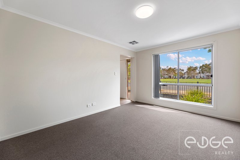 Photo - 10 St Lawrence Avenue, Andrews Farm SA 5114 - Image 3