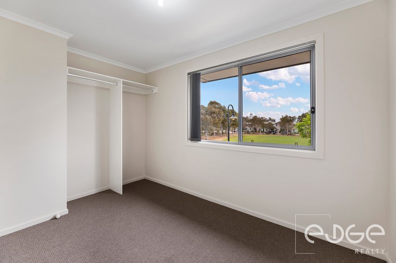 Photo - 10 St Lawrence Avenue, Andrews Farm SA 5114 - Image 14