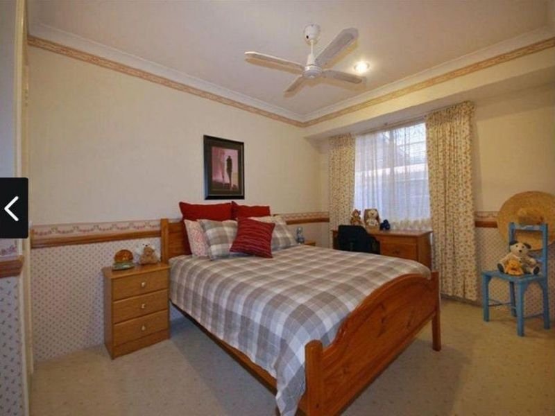 Photo - 10 St Pierre Circuit, Currambine WA 6028 - Image 16