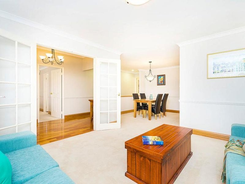 Photo - 10 St Pierre Circuit, Currambine WA 6028 - Image 12