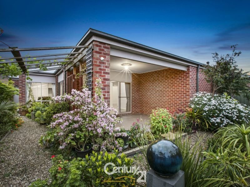 Photo - 10 Stable Street, Pakenham VIC 3810 - Image 9