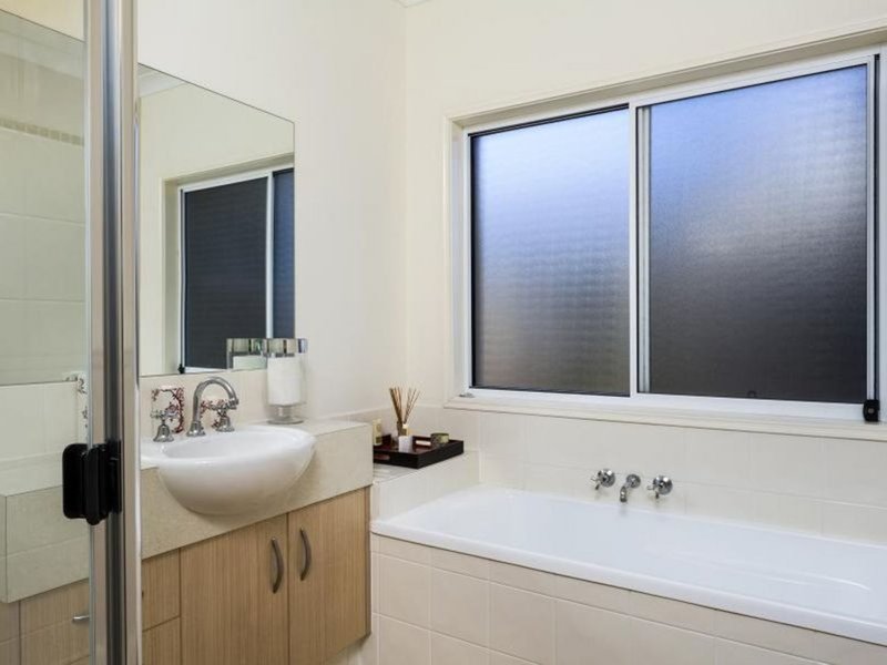 Photo - 10 Stacer Street, Upper Coomera QLD 4209 - Image 8