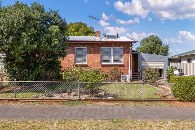 Photo - 10 Stakes Crescent, Elizabeth Downs SA 5113 - Image 19