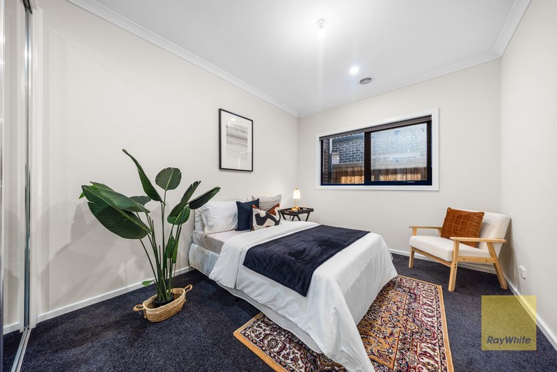 Photo - 10 Stambridge Street, Tarneit VIC 3029 - Image 6