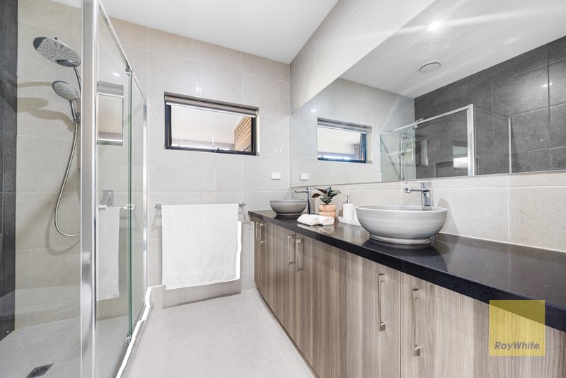 Photo - 10 Stambridge Street, Tarneit VIC 3029 - Image 18