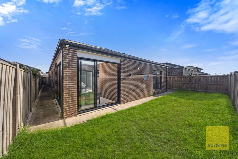 Photo - 10 Stambridge Street, Tarneit VIC 3029 - Image 20