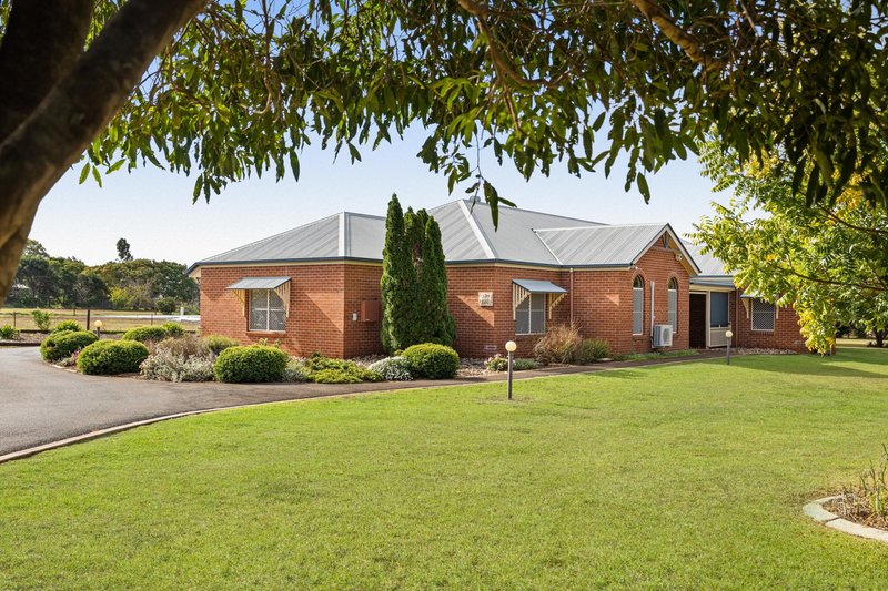 Photo - 10 Stanley Parade, Highfields QLD 4352 - Image 1