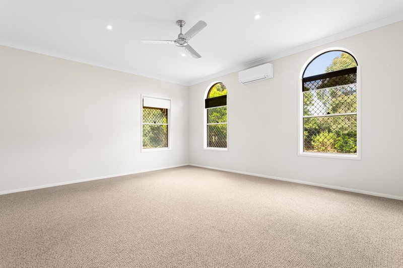 Photo - 10 Stanley Parade, Highfields QLD 4352 - Image 13