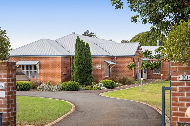 Photo - 10 Stanley Parade, Highfields QLD 4352 - Image 16